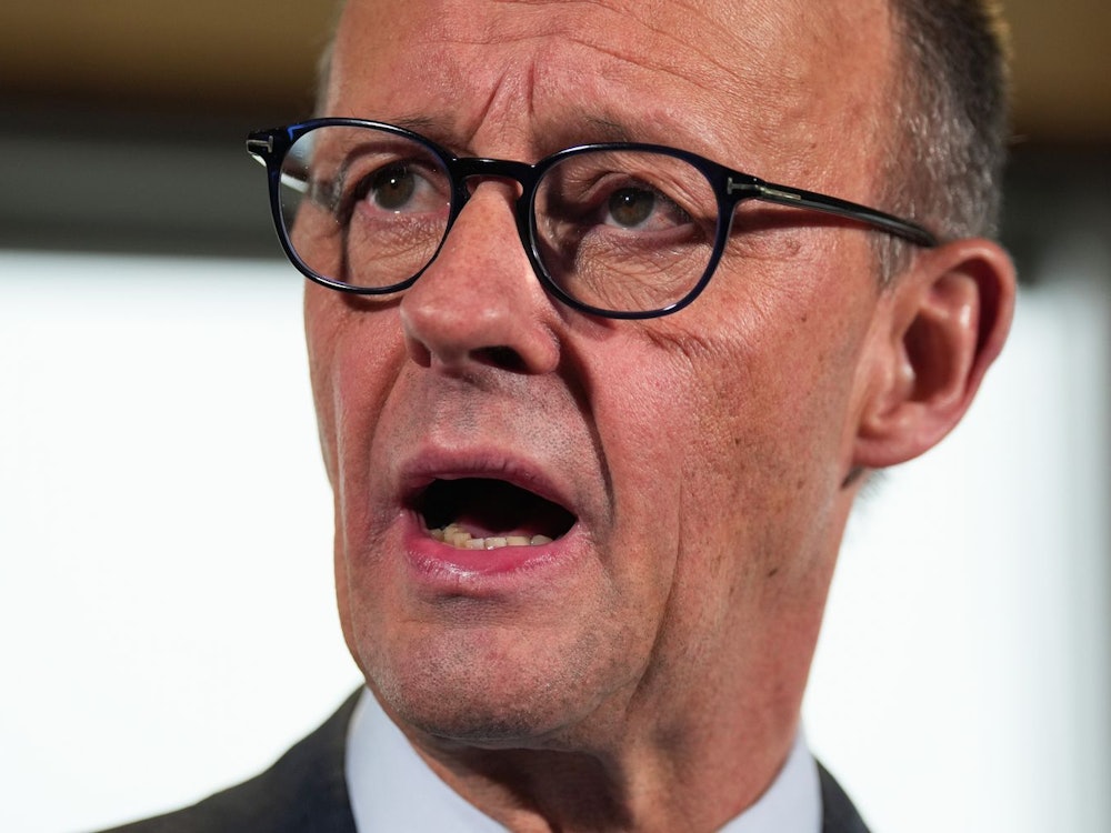 Bundeskanzler Friedrich Merz sorgte mit einer Aussage bei einer Wahlkampfveranstaltung für Verwirrung im politischen Berlin. (Bild: 2026 Getty Images/Andrew Harnik)