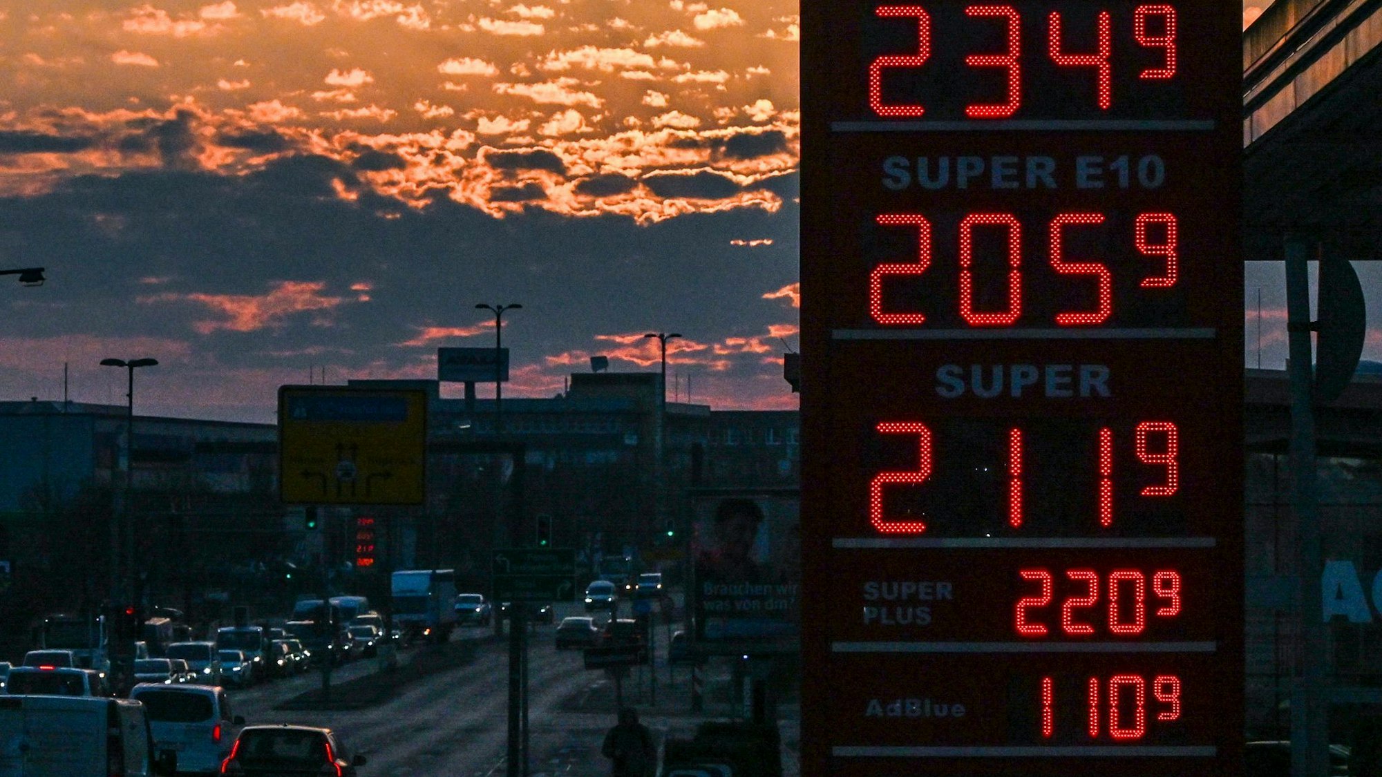 Spritpreise zum Wochenauftakt