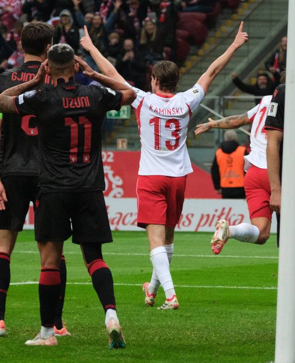Torjubel von Jakub Kaminski beim Polen-Spiel gegen Albanien.