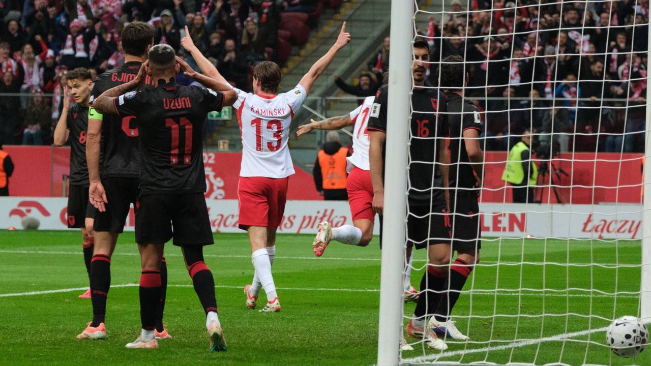 Torjubel von Jakub Kaminski beim Polen-Spiel gegen Albanien.