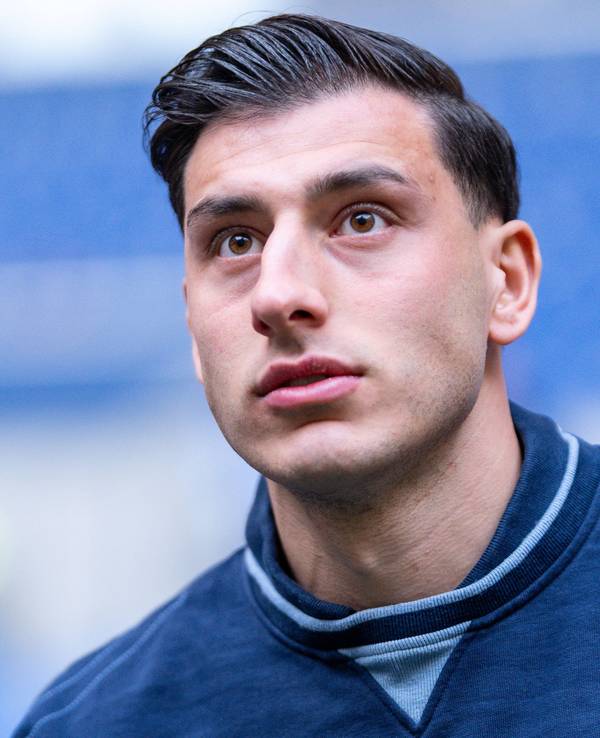 Stefano Russo im Trikot von Arminia Bielefeld.