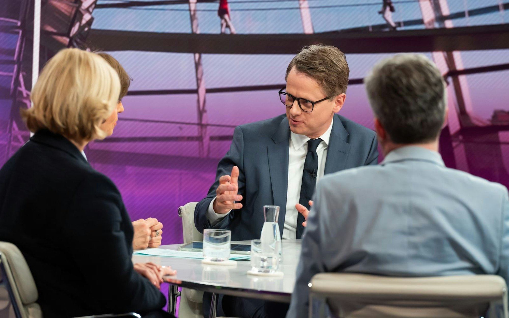 „Zum ersten Mal haben wir eine Situation wie seit der Agenda 2010, und wir haben hoffentlich Kraft und genügend Mut“, sagte CDU-Generalsekretär Carsten Linnemann. (Bild: ZDF/Jule Roehr )