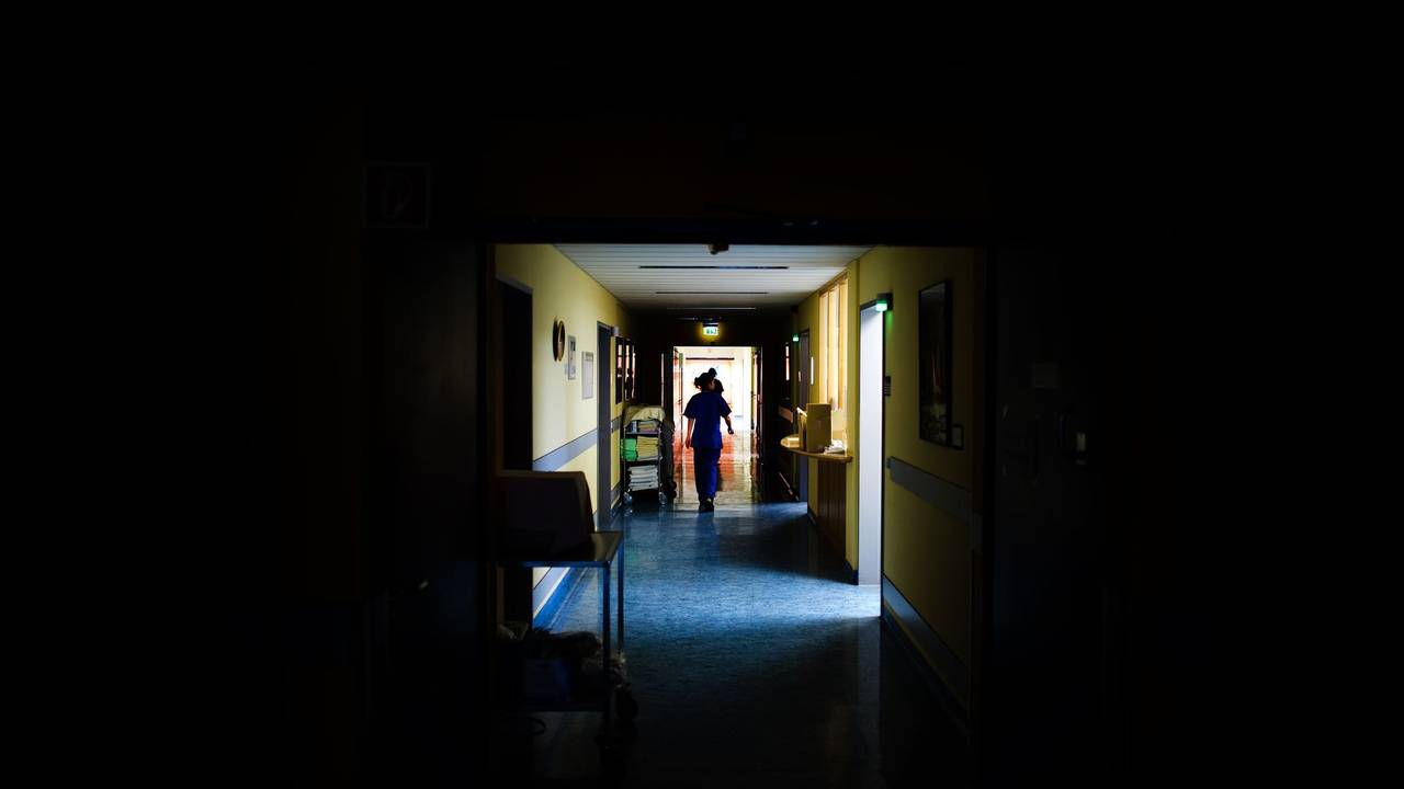 Krankenschwester im Nachtdienst