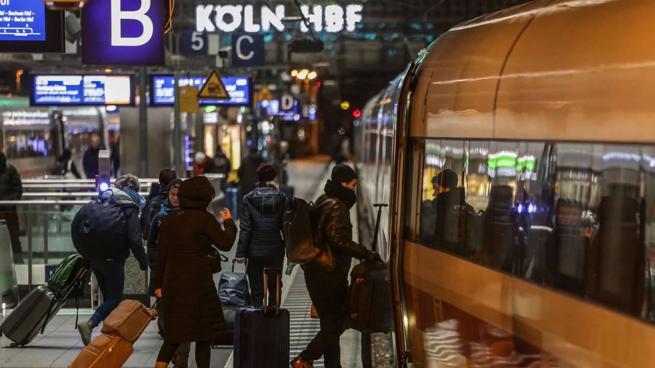 Nach Sperrung: Zugverkehr im Kölner Hauptbahnhof wieder frei