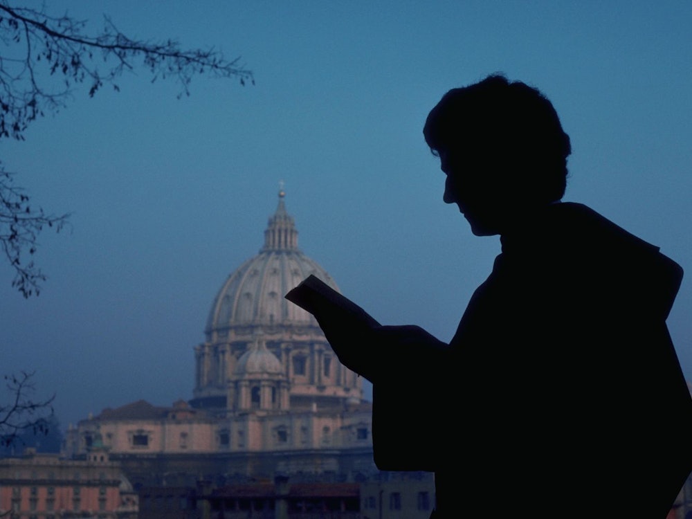 Hinter den Mauern des Vatikans verbergen sich dunkle Geheimnisse. In „Tatort Vatikan - Geheimnisvolle Kriminalfälle“ beleuchtet das ZDF einen Dreifachmord und eine mysteriöse Entführung. (Bild: ZDF / Corbis Documentary / James Amos)