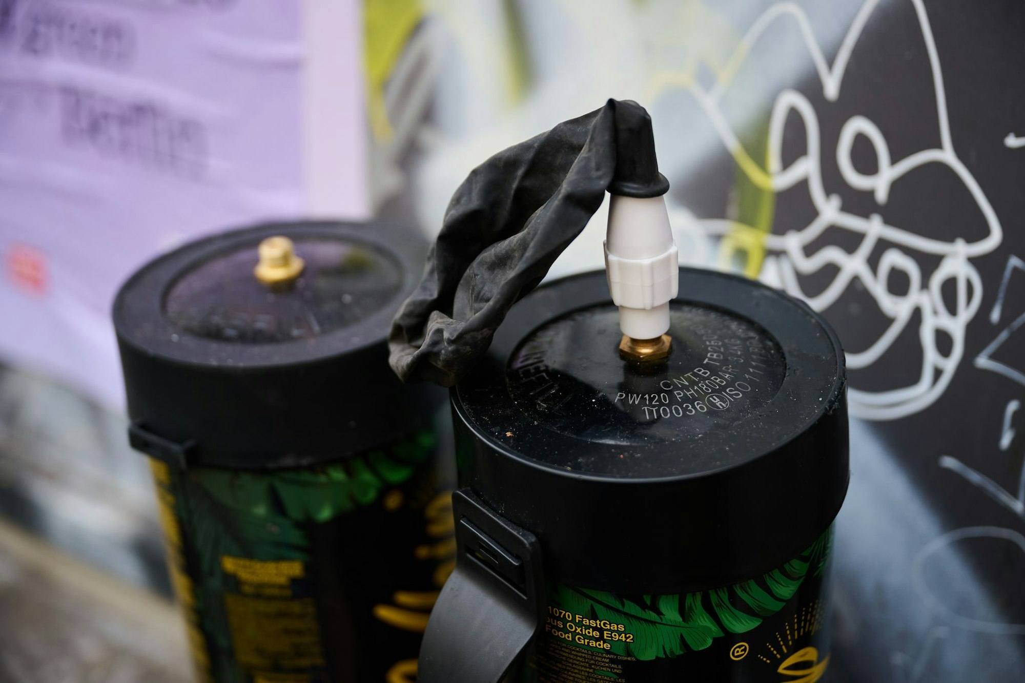 Lachgas, USB-C, Tarife – was ändert sich im April?