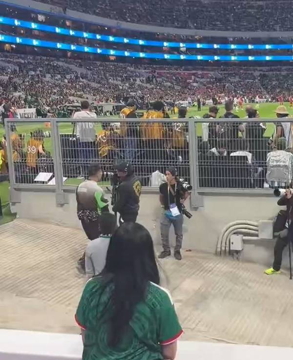 Blick von den unteren Rängen des Aztekenstadions.