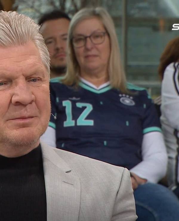 Stefan Effenberg im „Doppelpass“ zur Nationalmannschaft.