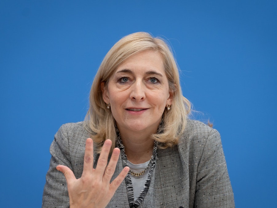 Gesundheitsministerin Warken