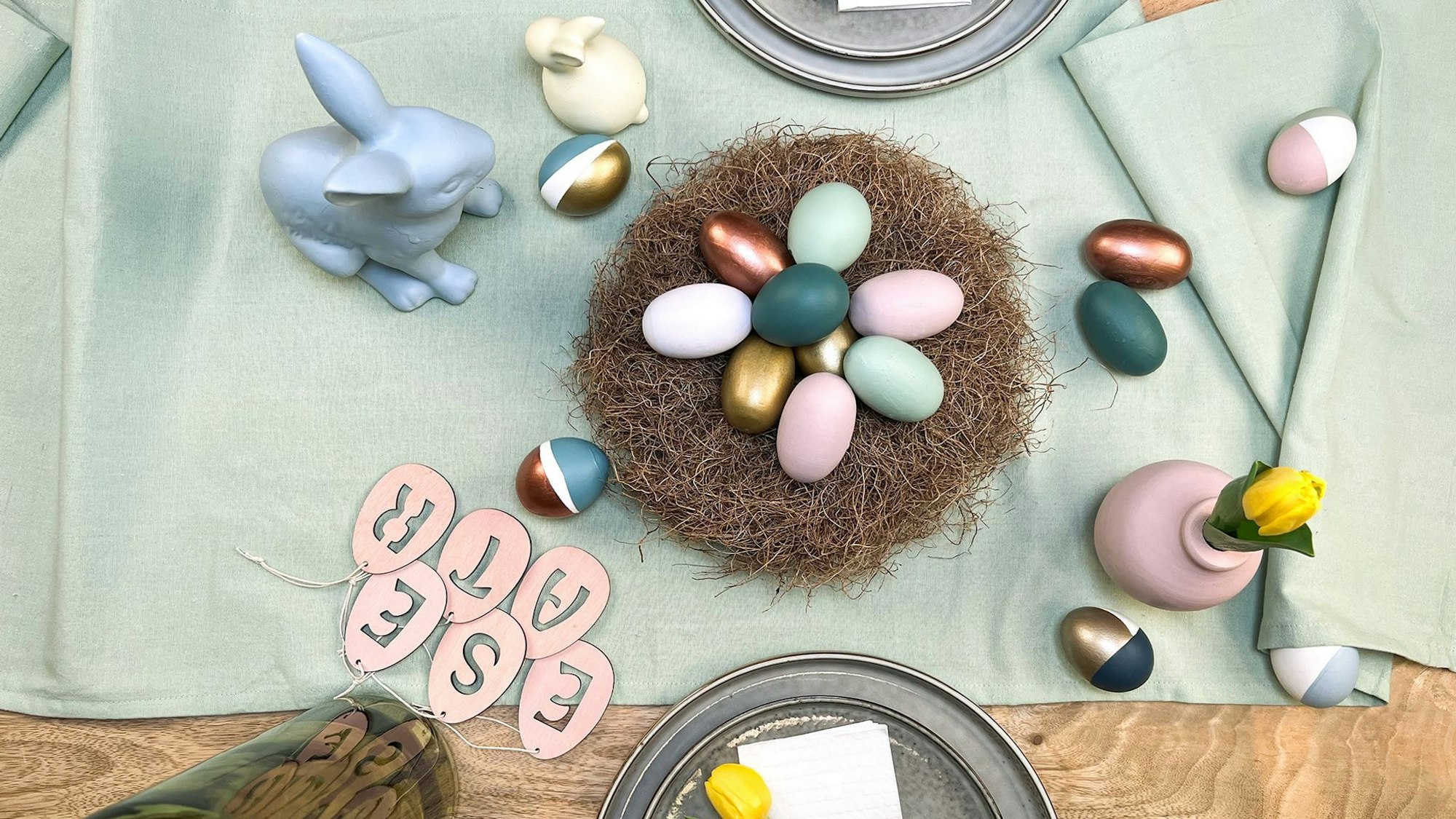 Ostereier in Pastelltönen