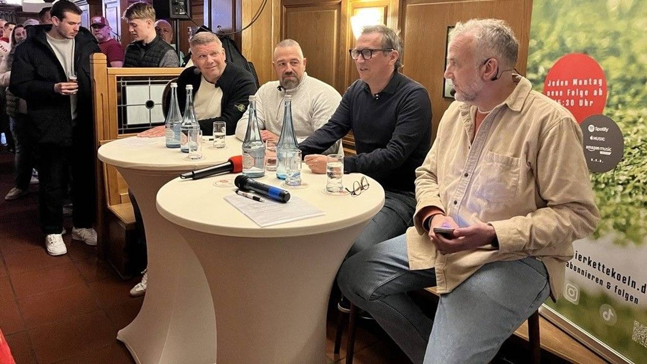 Martin Schlüter, Stephan Schell, Lionel Souque und Dan Dickopf auf der Bühne.