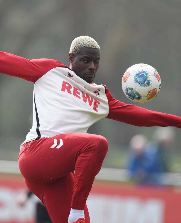 Ragnar Ache beim Training des 1. FC Köln.
