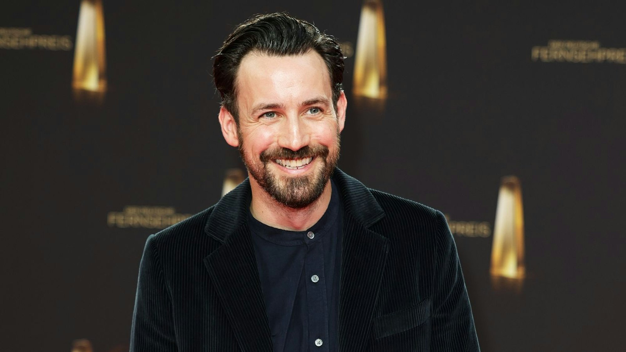 Jan Köppen ist seit 2023 als Dschungelcamp-Moderator zu sehen. Seiner Meinung nach wäre das ohne „Let's Dance“ vielleicht nicht möglich gewesen. (Bild: 2023 Getty Images/Andreas Rentz)