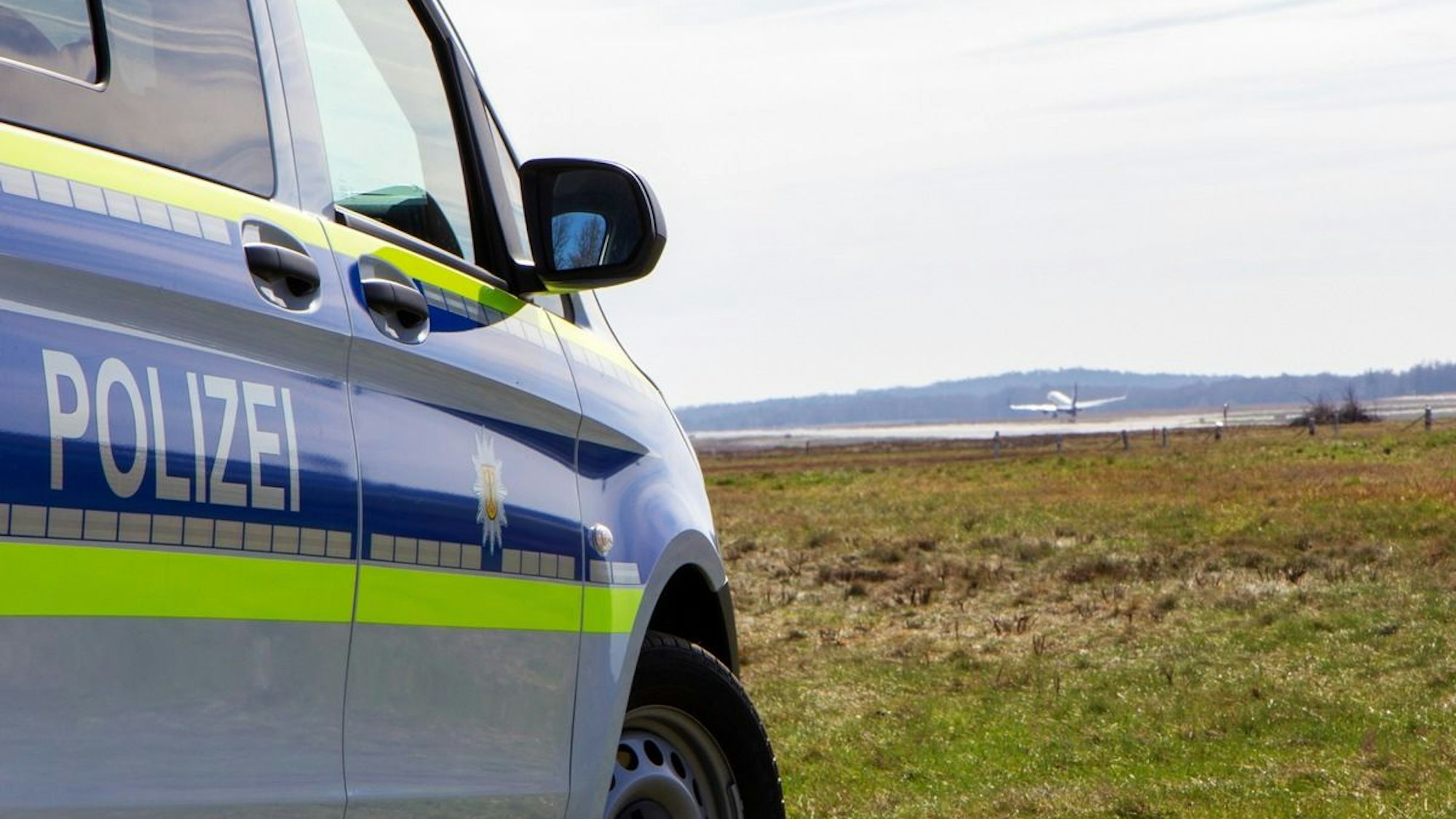 Bundespolizei vollstreckt Haftbefehl wegen Einschleusens von Ausländern.