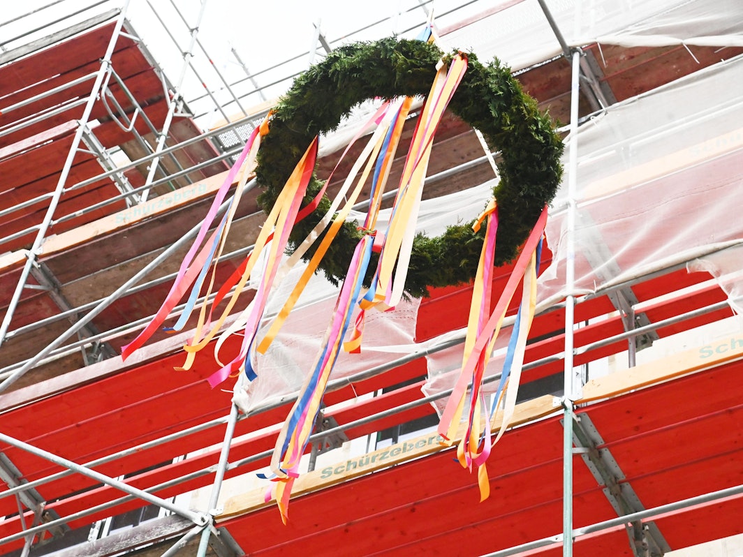 Die Immobilienentwickler des sogenannten Goldschmied Carré feierten Richtfest.