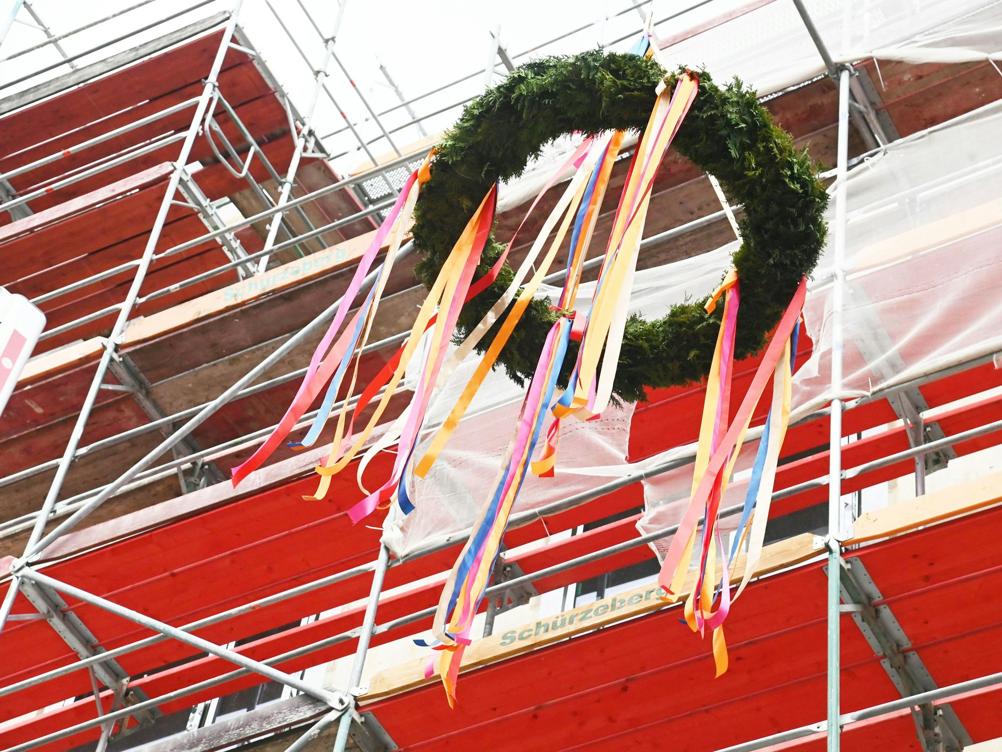 Die Immobilienentwickler des sogenannten Goldschmied Carré feierten Richtfest.