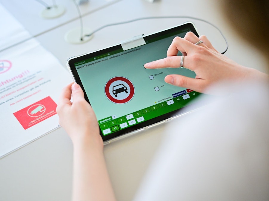 Betrugsversuche in der Fahrprüfung