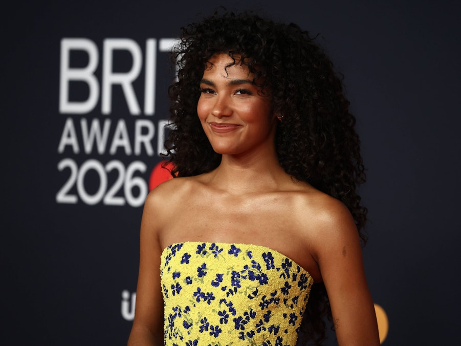 Olivia Dean bei den BRIT Awards.