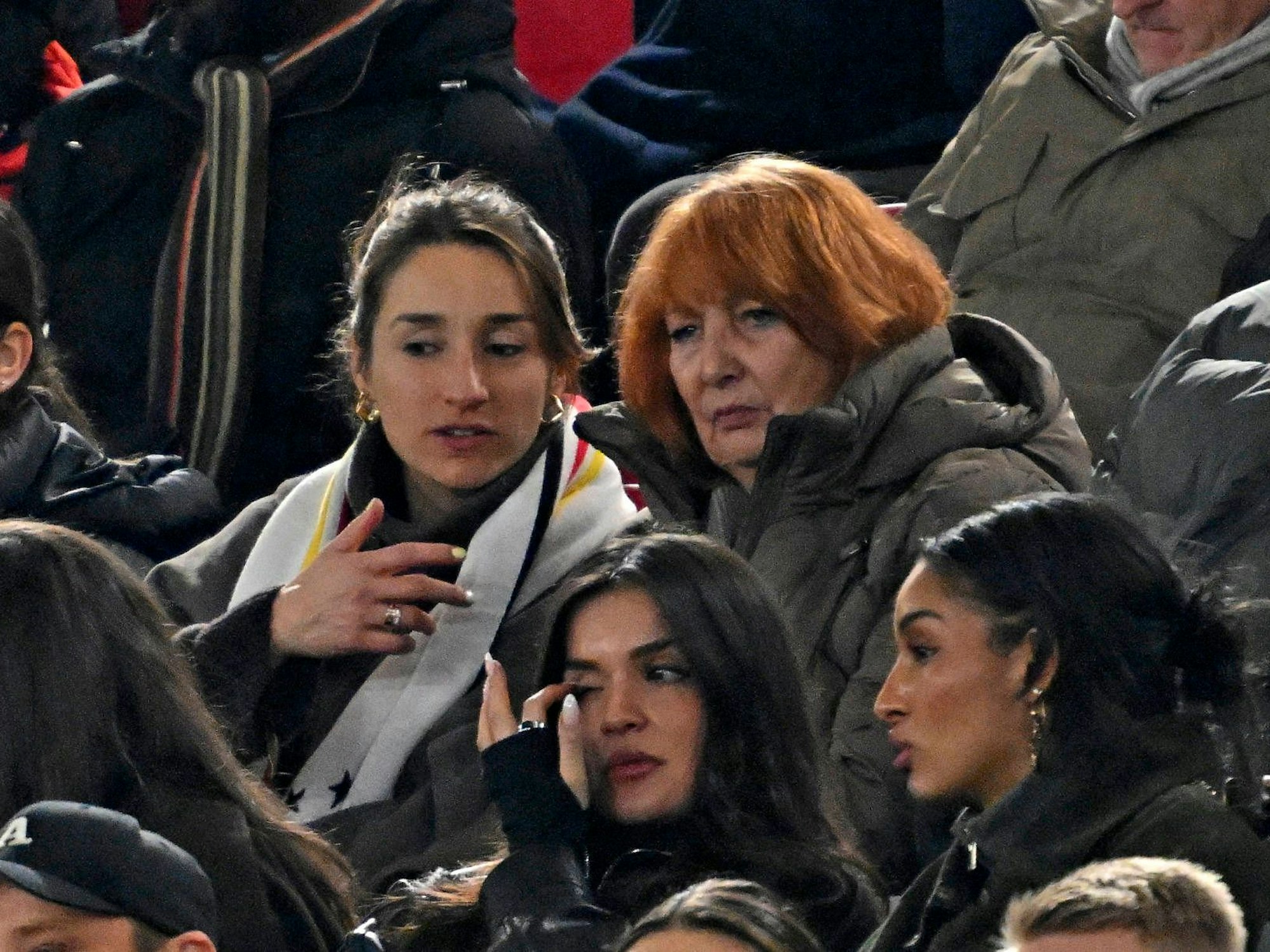 Lena Nagelsmann neben Mutter Burgi.