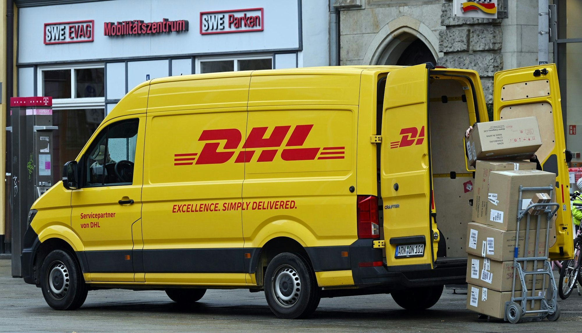 DHL-Transporter