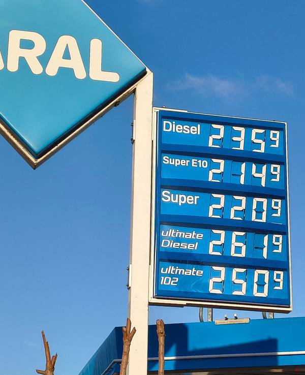 Der Aral-Preis an der Tankstelle in Köln-Niehl um 8.20 Uhr