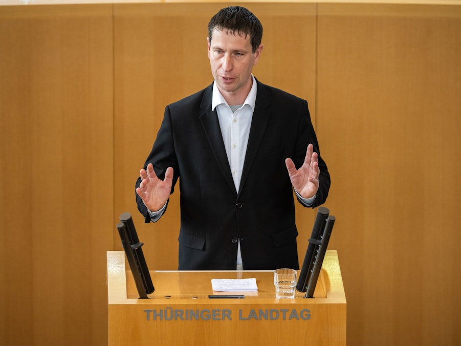 Markus Gleichmann spricht am Rednerpult