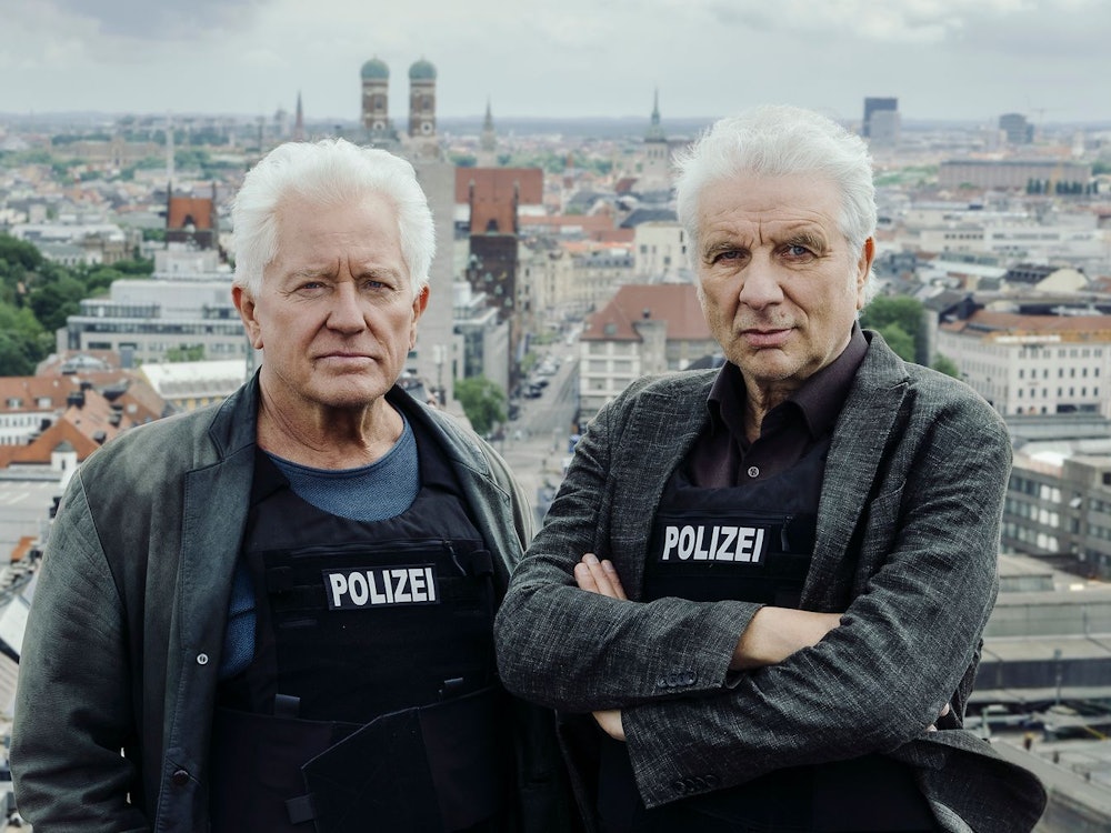 Franz Leitmayr (Udo Wachtveitl, links) und Ivo Batic (Miroslav Nemec) ermitteln an Ostern ein letztes Mal. Bereits im Mai pausiert die gesamte „Tatort“-Reihe. (Bild: BR/NEUESUPER GmbH/Hendrik Heiden)