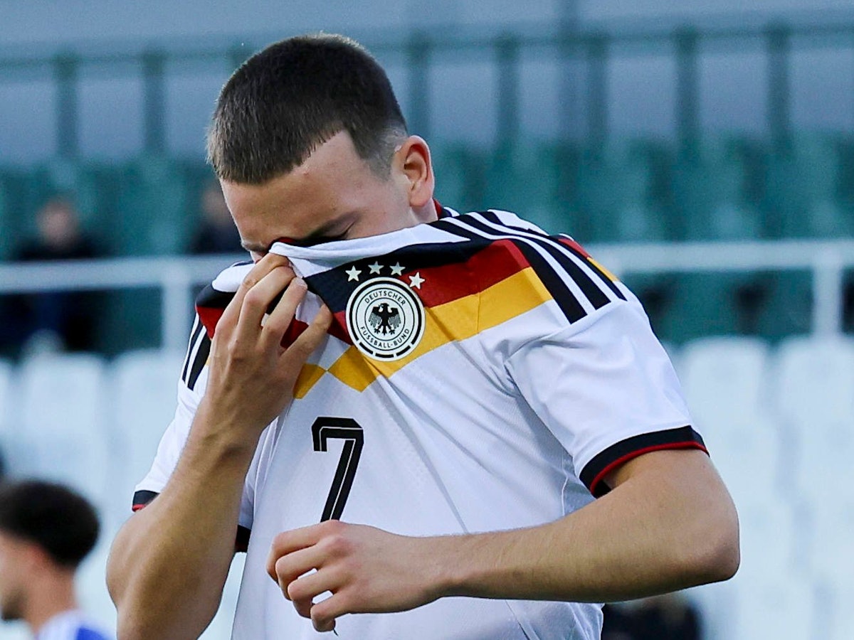 Said El Mala weint nach seinem Treffer zum 1:0 für die deutsche U21 gegen Griechenland.