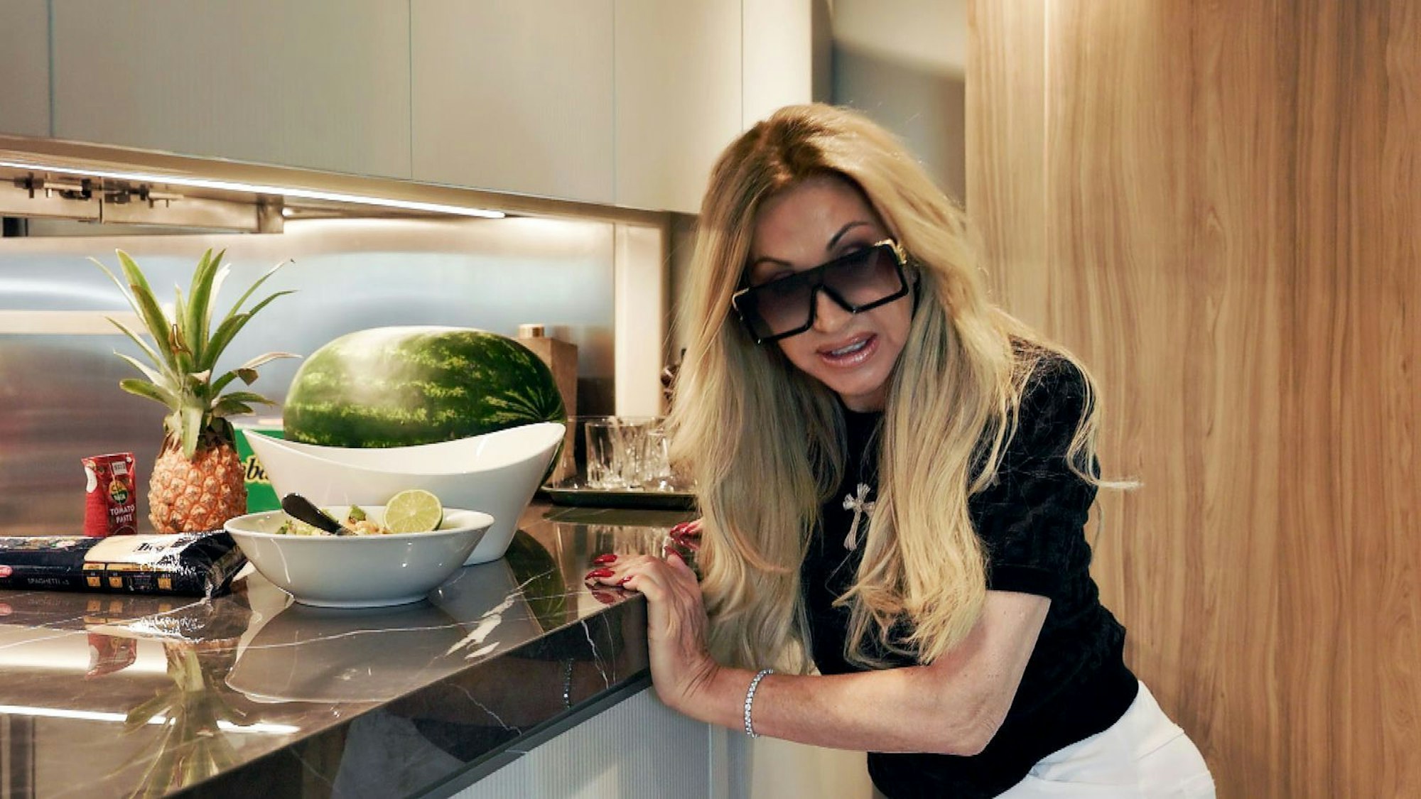 Frühere Generationen hätten viel härter gearbeitet, meint Carmen Geiss. (Bild: RTLZWEI)