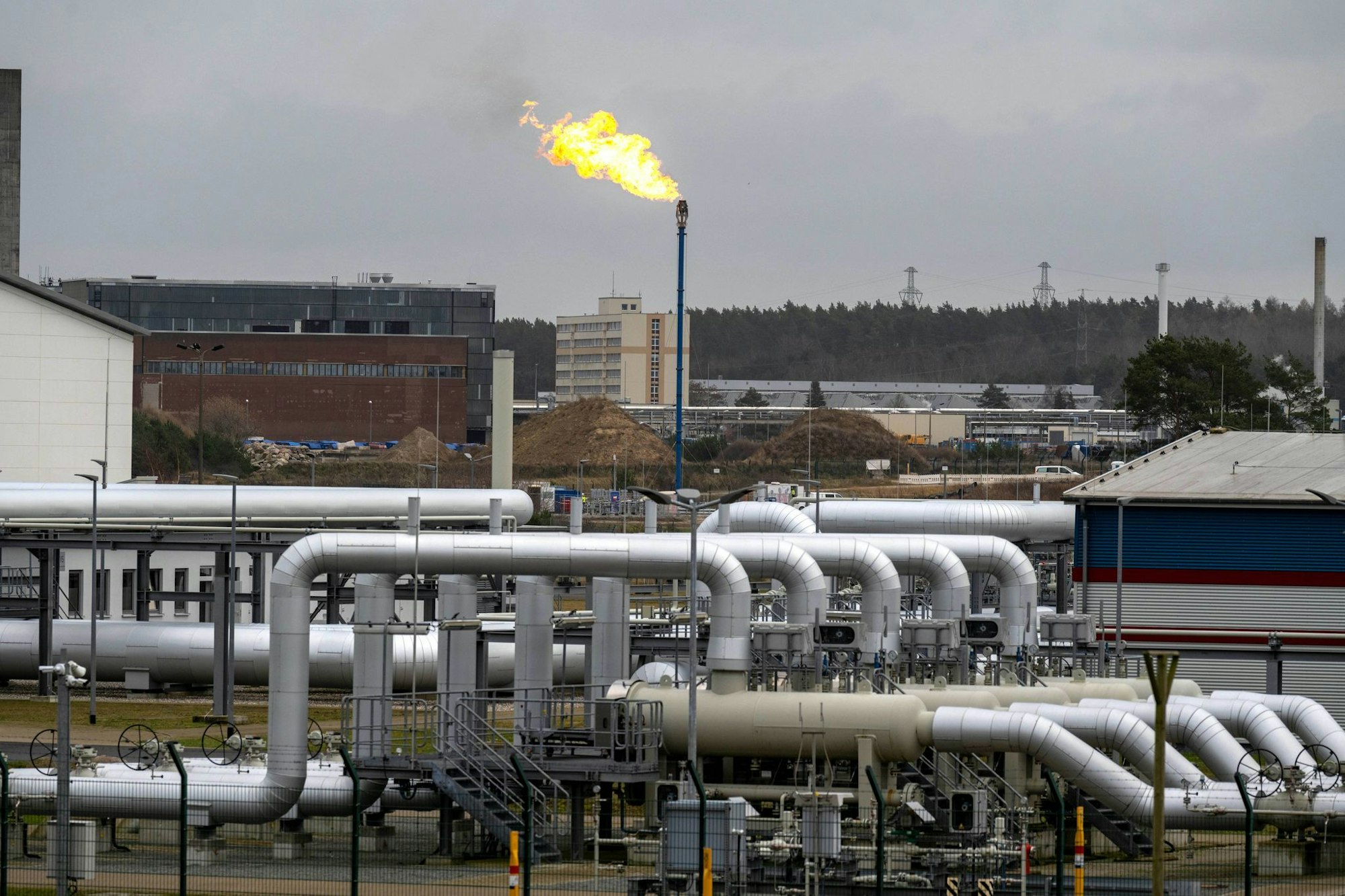 Abschluss der Befüllung der ersten Wasserstoff-Pipeline