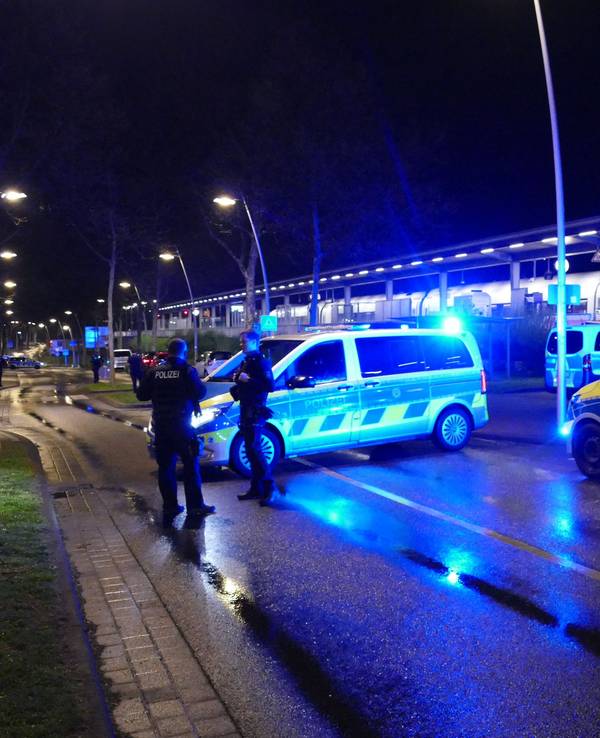 Polizeieinsatz am Bahnhof Siegburg.