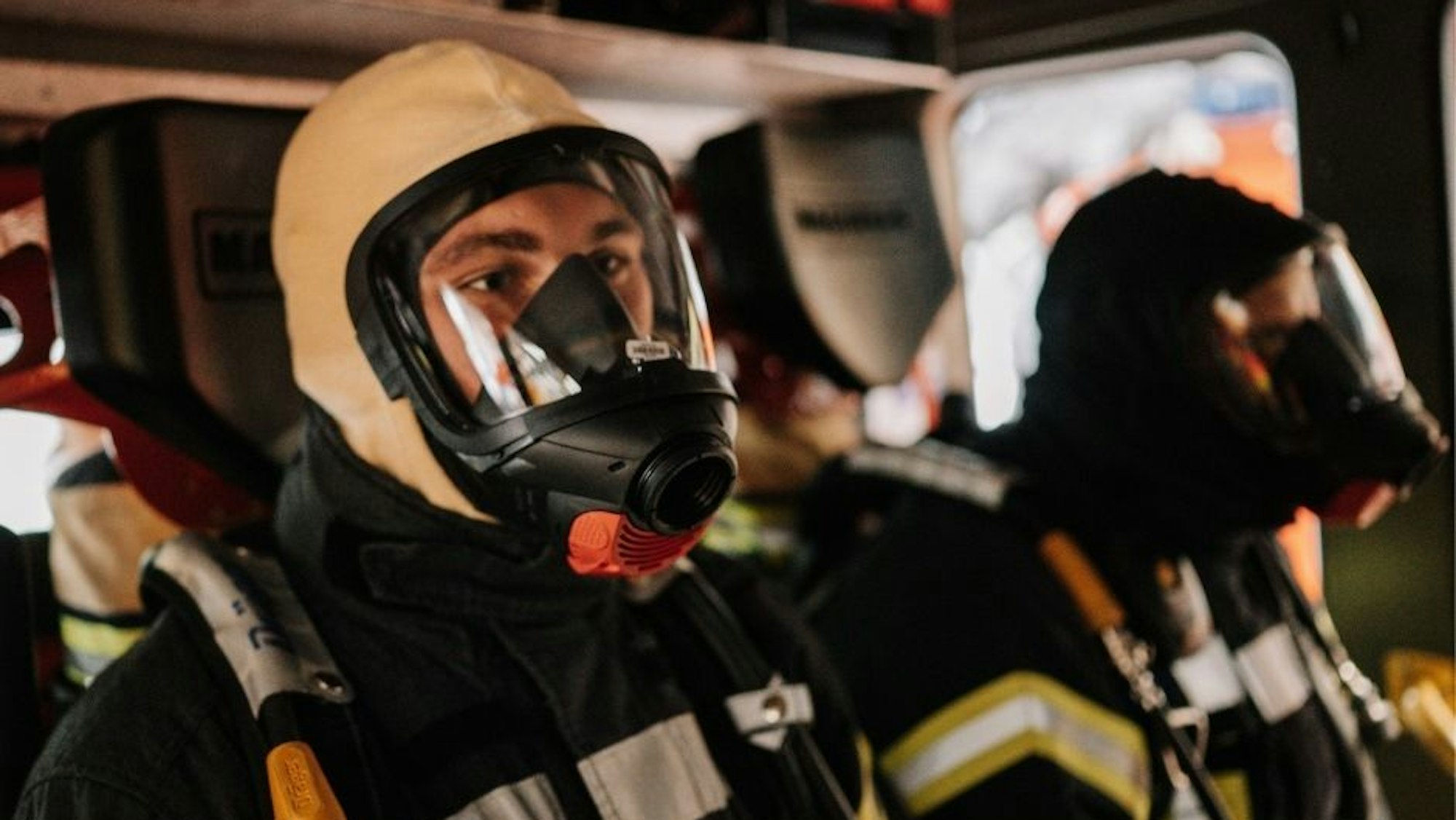 Die Feuerwehr war bei einem Wohnungsbrand in Leverkusen-Hitdorf im Einsatz.