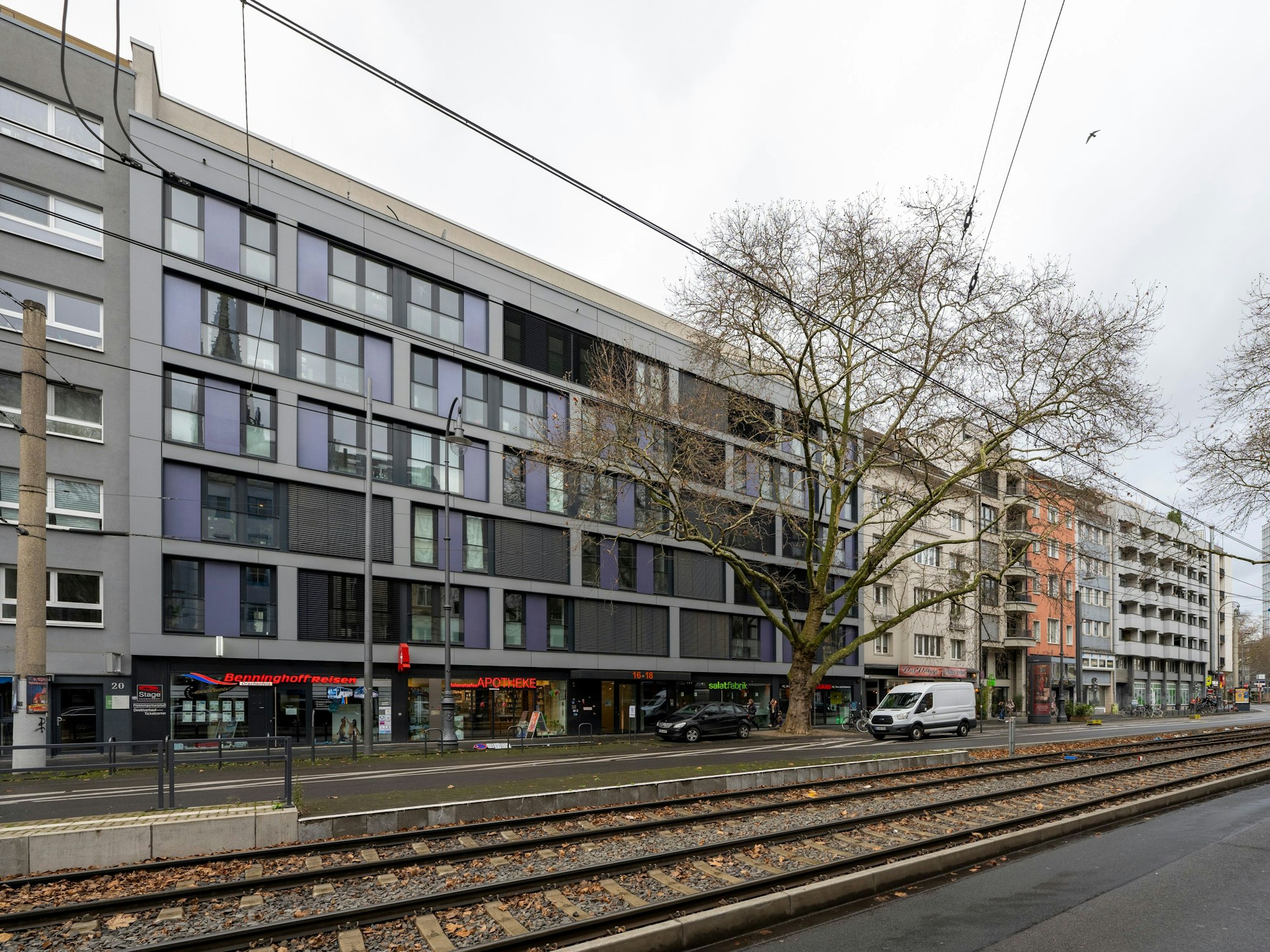 Auch am Hohenstaufenring sind Wohnungen in ehemaligen Büroräumen entstanden. (Archivbild von 2024)