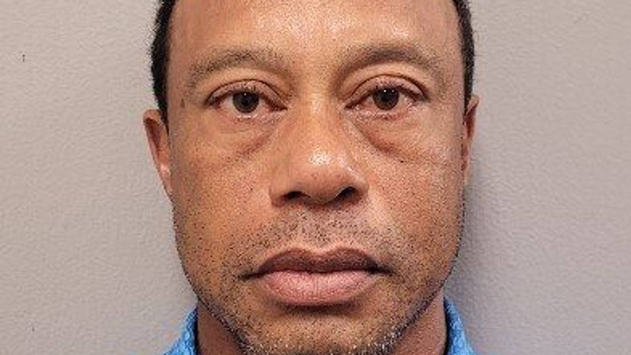 Dieses vom Martin County Sheriff’s Office zur Verfügung gestellte Handout-Foto zeigt Tiger Woods am Freitag, den 27. März 2026.