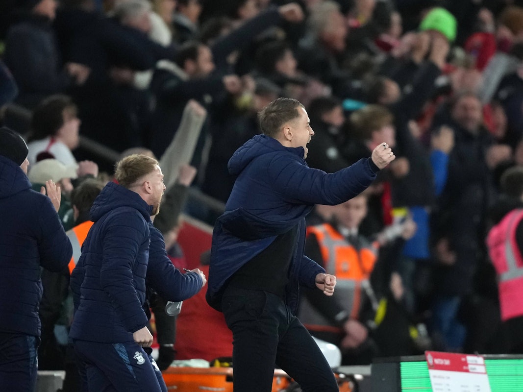 Tonda Eckert ballt die Faust.