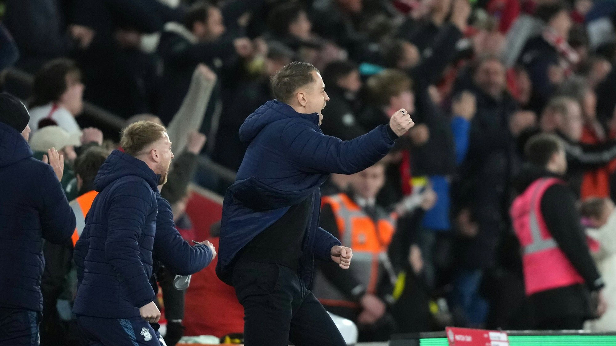 Tonda Eckert ballt die Faust.