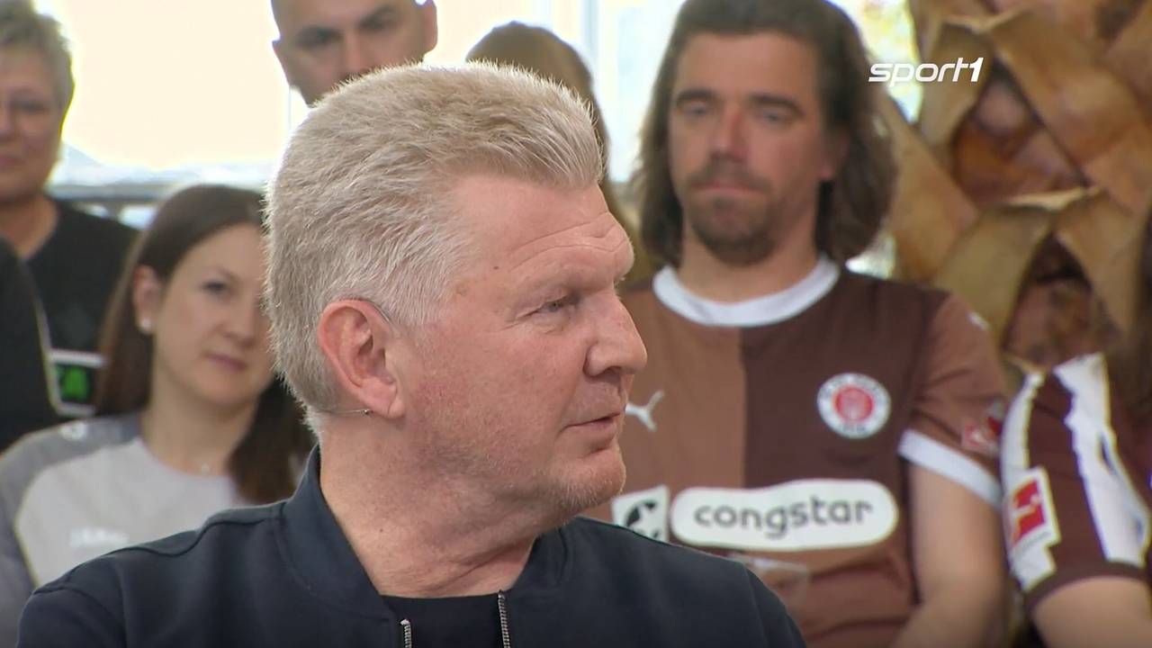 Stefan Effenberg sitzt im Doppelpass.