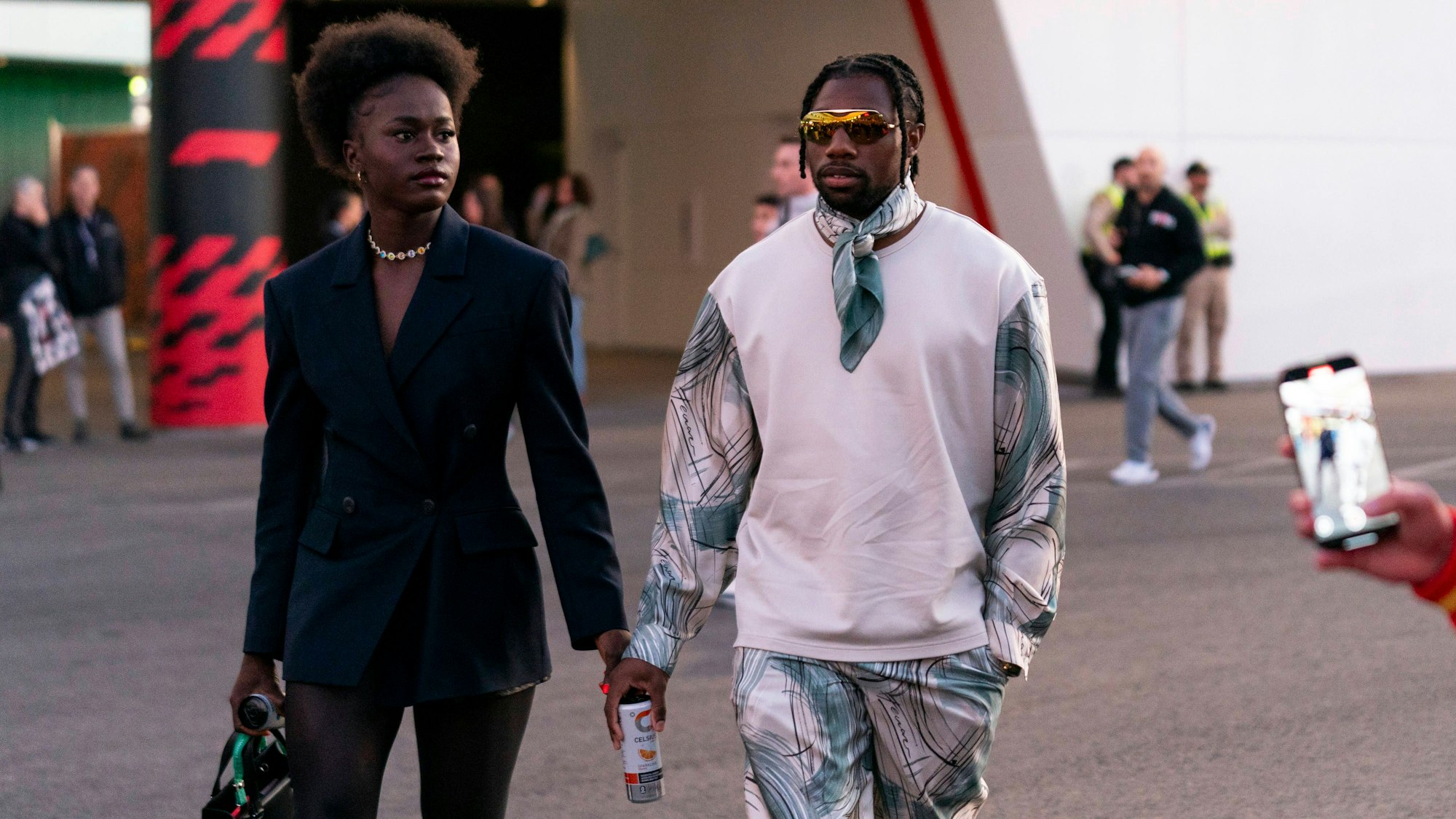 Junelle Bromfield und Noah Lyles beim Formel-1-Rennen in Las Vegas.
