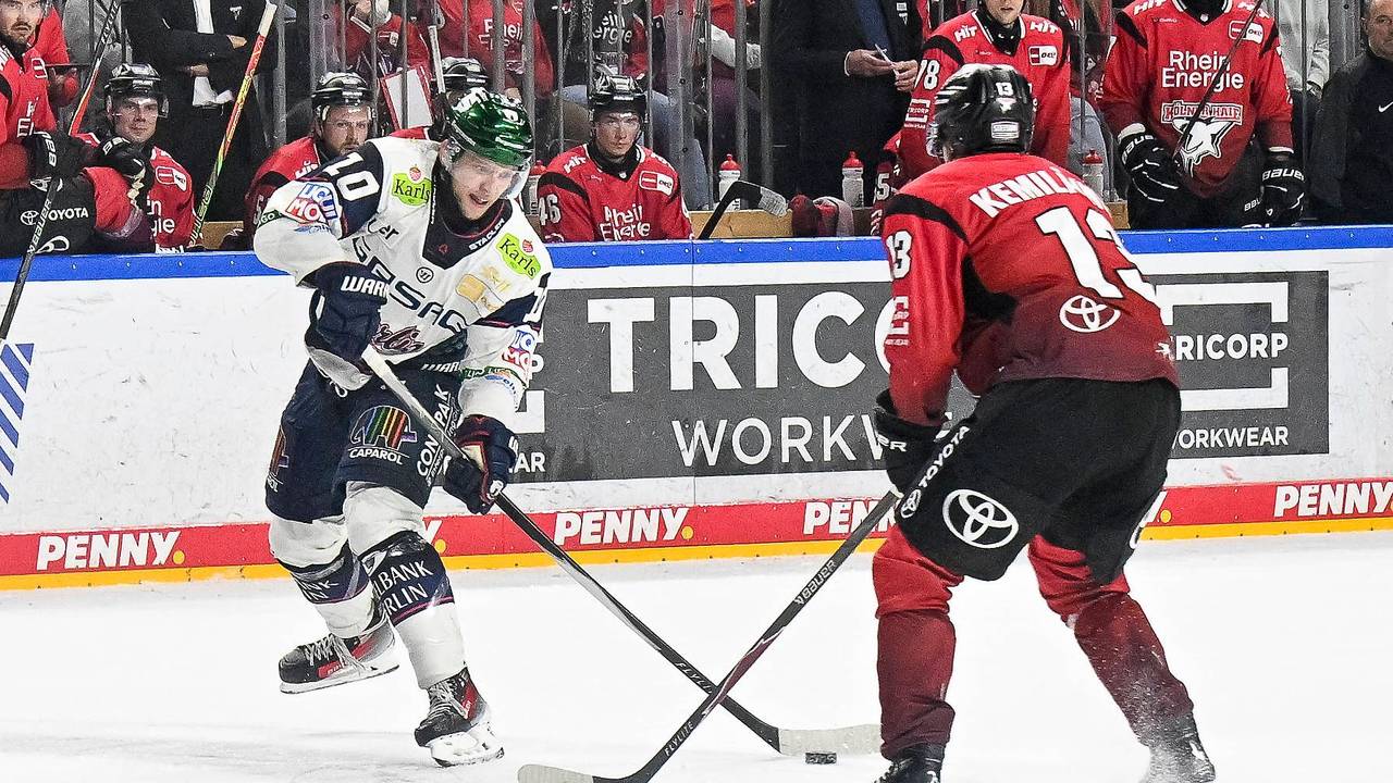 Lean Bergmann im Duell mit Valtteri Kemiläinen.