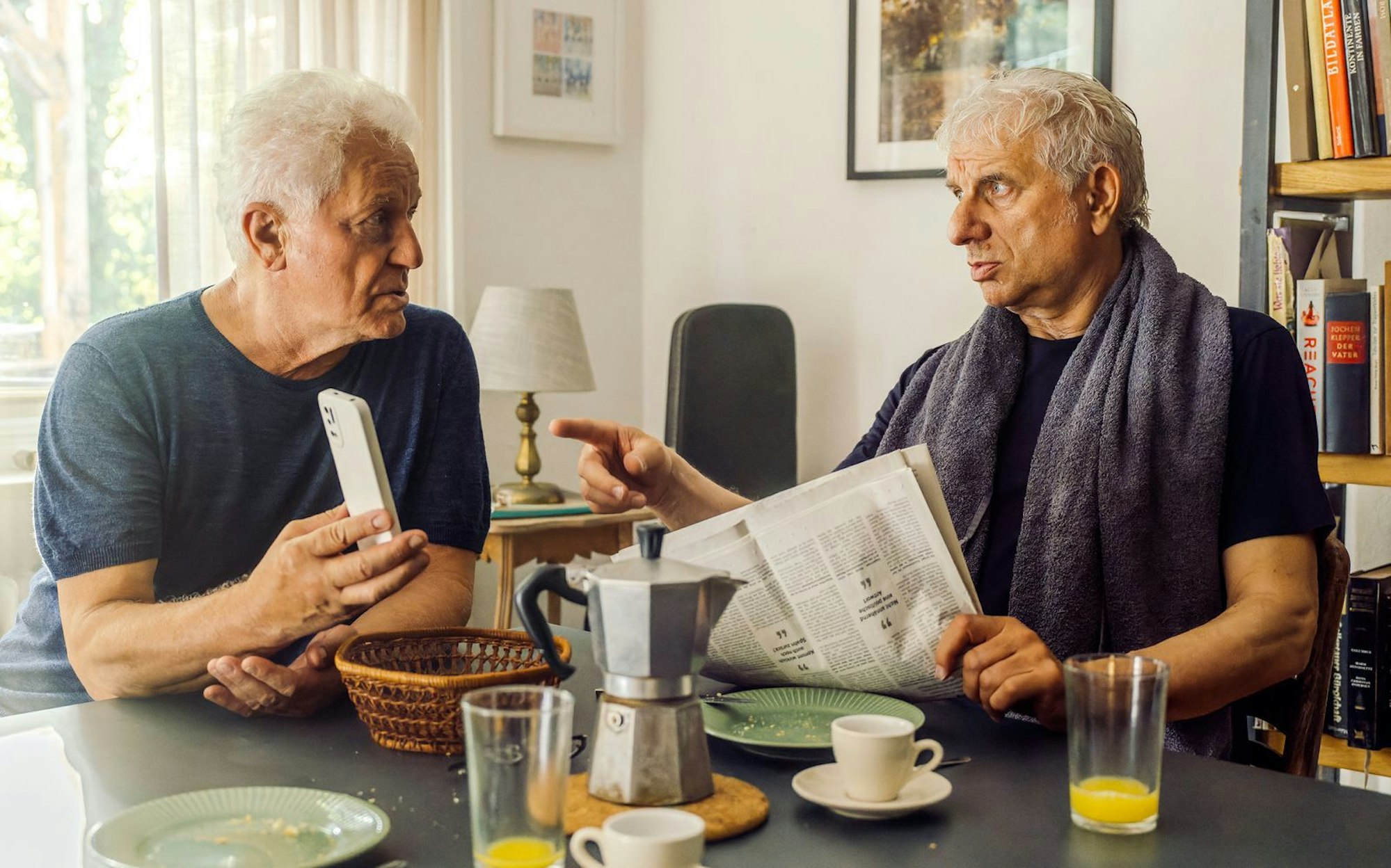 Im „Tatort: Unvergänglich (2)“ ermittelten Ivo Batic (Miroslav Nemec, links) und Franz Leitmayr (Udo Wachtveitl) am Ostermontag privat. (Bild: BR/NEUESUPER GmbH/Hendrik Heiden)