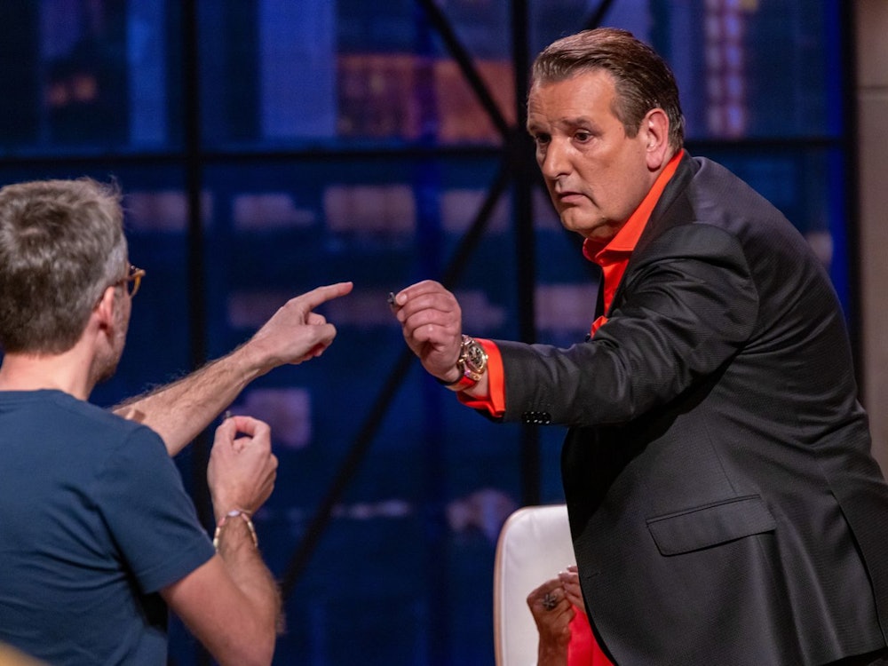 Ralf Dümmel (rechts) ist von Ingasis Innovation überzeugt - das sind aber nicht alle VOX-Löwen. (Bild: RTL / Bernd-Michael Maurer )