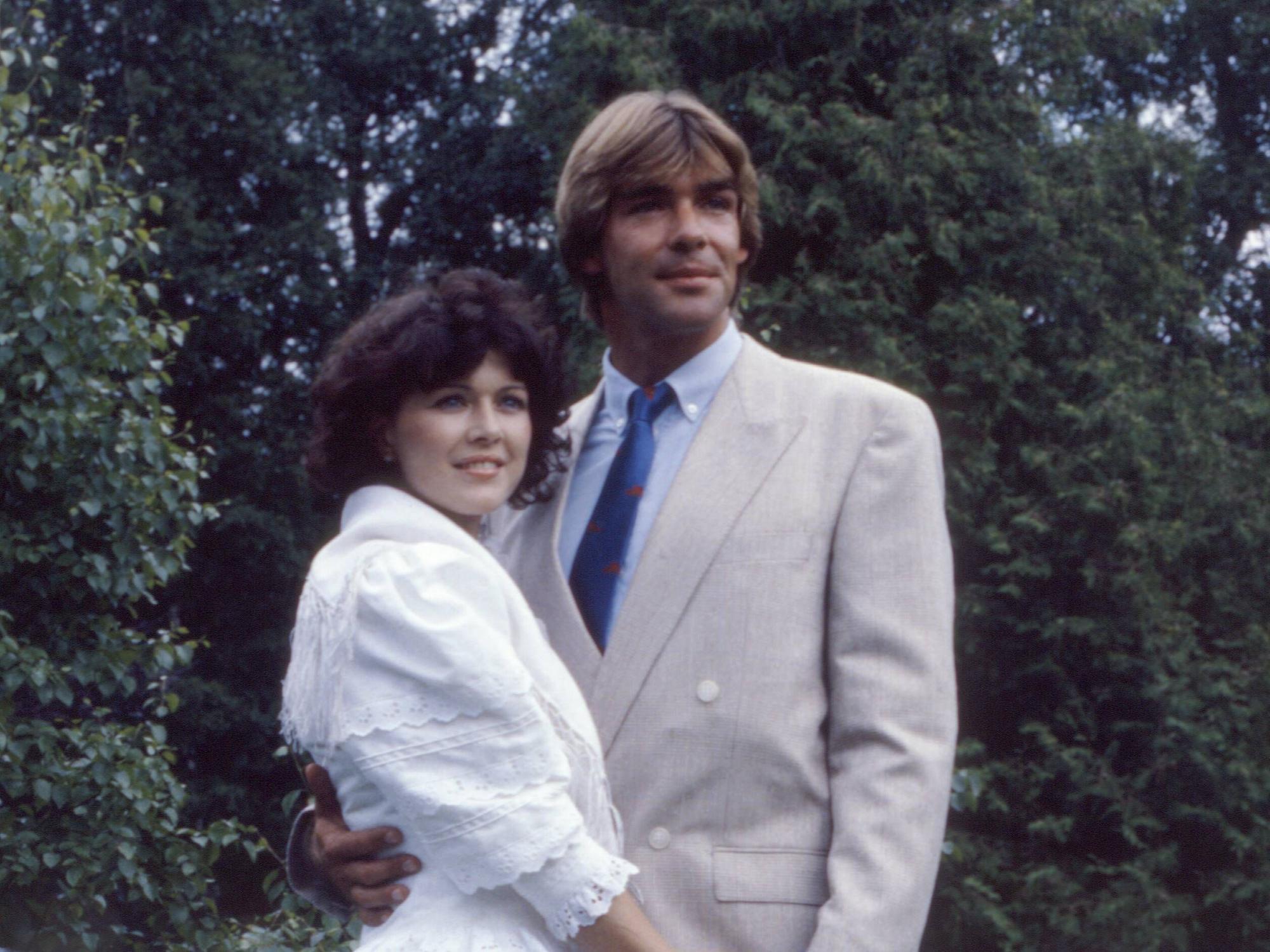 Anja Kruse und Sascha Hehn / Die Schwarzwaldklinik / Set, Drehort / 1986 AUFNAHMEDATUM GESCHÄTZT
