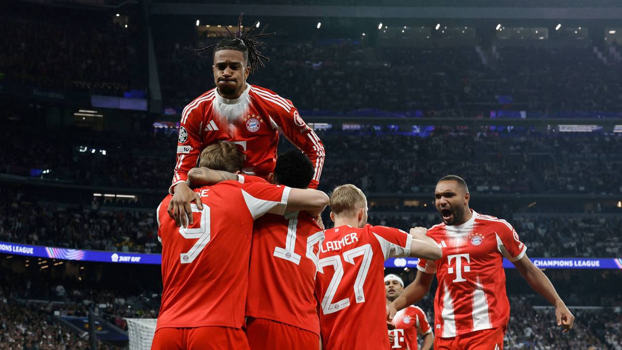 Die Spieler des FC Bayern jubeln nach einem Treffer gegen Real Madrid.