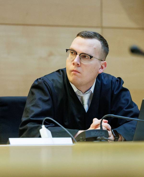 Urteil nach Zeigen scharfer Handgranate in Bielefeld