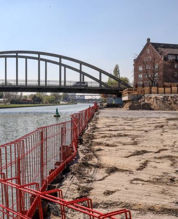 Im Dortmund-Ems-Kanal wurde ein menschlicher Schädel gefunden (Symbolfoto).