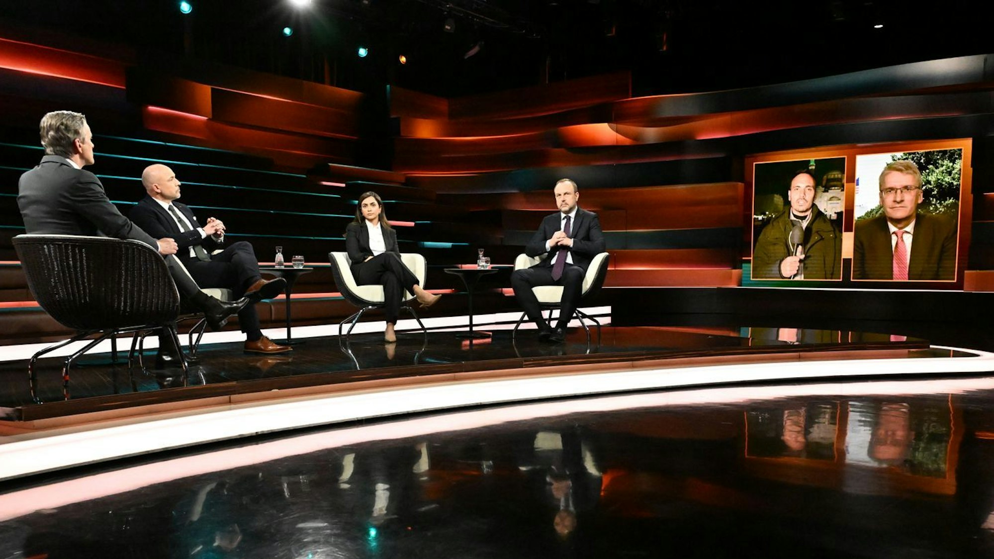 Bei Markus Lanz diskutierten am Dienstag (von links) Alexander Hoffmann, Diba Mirzaei, Peter Neumann, Ibrahim Naber und Elmar Theveßen. (Bild: ZDF / Cornelia Lehmann)
