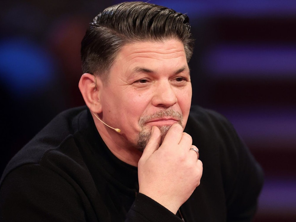 Vegane und vegetarische Ernährung sei „die intelligenste Entscheidung“, glaubt Tim Mälzer. (Bild: 2023 Getty Images/Andreas Rentz)