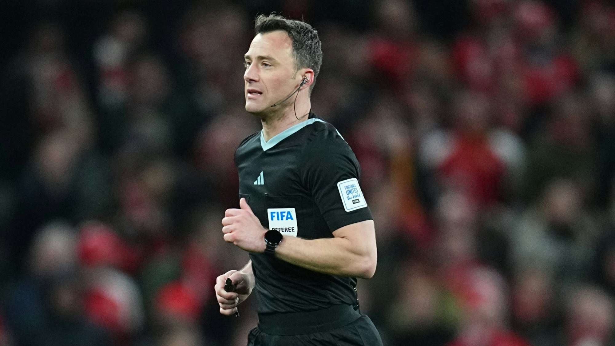Schiedsrichter Felix Zwayer wird bei der Weltmeisterschaft 2026 dabei sein.