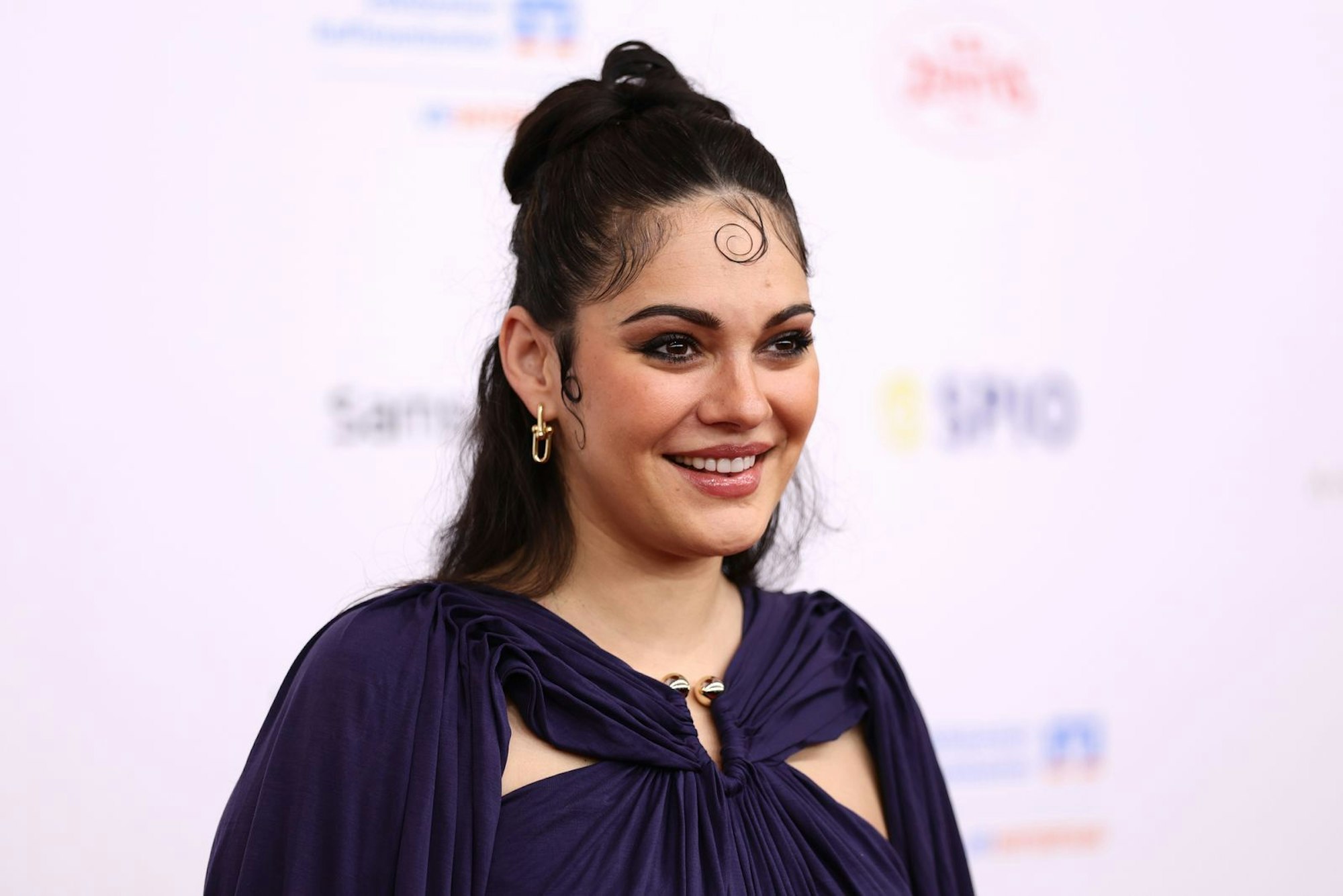 Die deutsche Schauspielerin Nilam Farroq hat auf Instagram ihre Schwangerschaft bekannt gegeben. (Bild: 2026 Getty Images/Andreas Rentz)