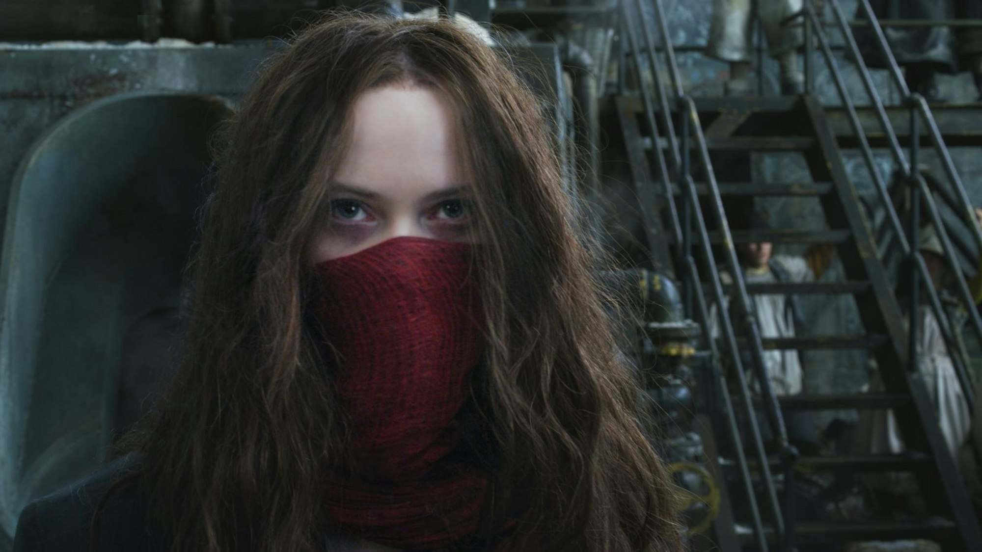 Hester (Hera Hilmar) versucht Valentine in London umzubringen. (Bild: RTL / © 2018 MRC II Distribution Company L.P. and Universal City Studios Production LLLP.)